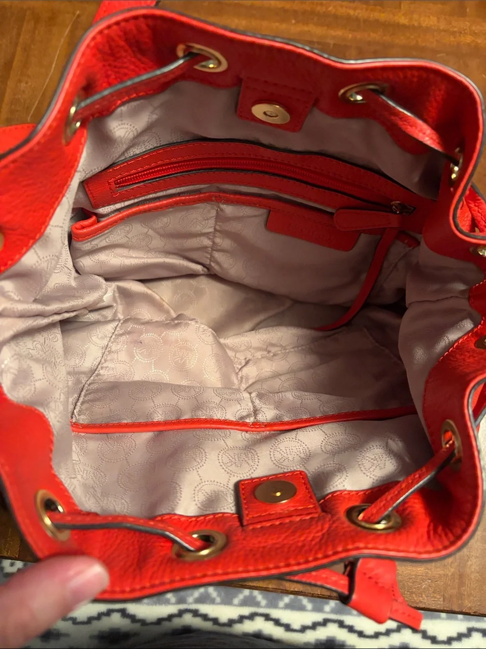 Michael Kors Jules Bucket Handbag - Drawstring Hobo